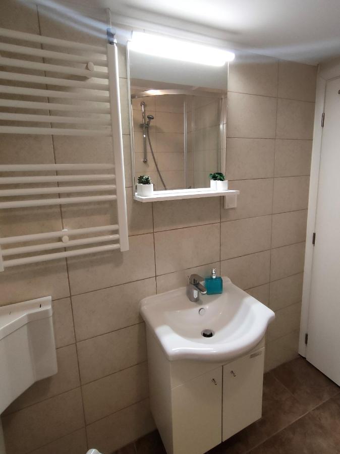 זאגרב Comfort Rooms Remiza - Free Private Parking - Self Check-In מראה חיצוני תמונה
