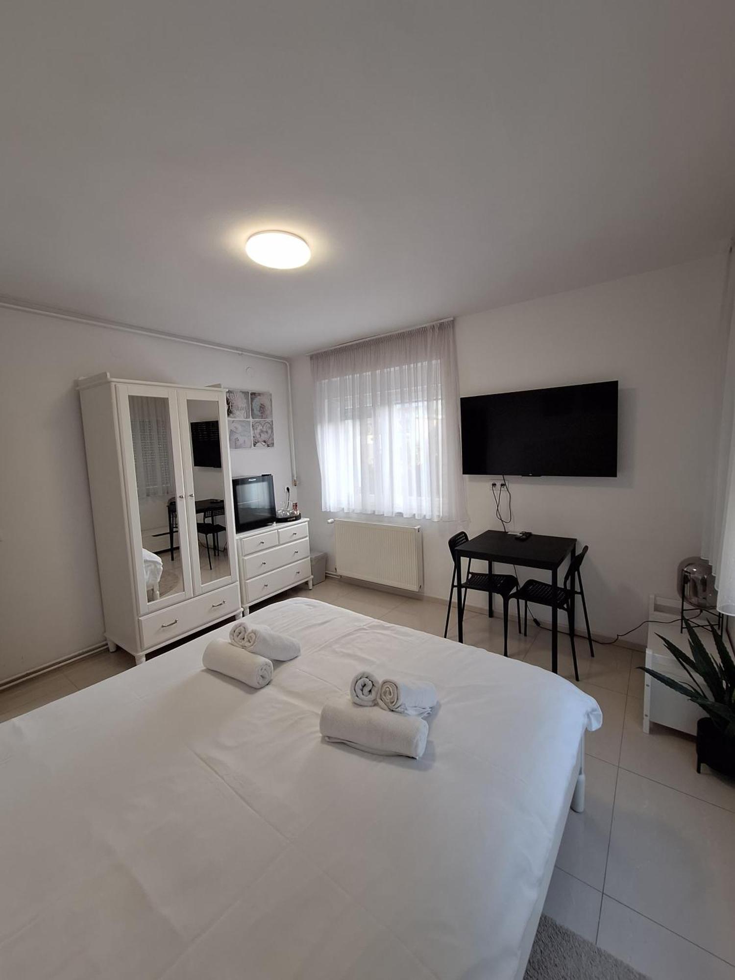 זאגרב Comfort Rooms Remiza - Free Private Parking - Self Check-In מראה חיצוני תמונה